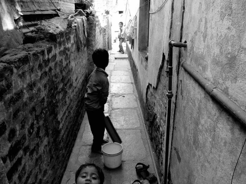 street photography capturing time