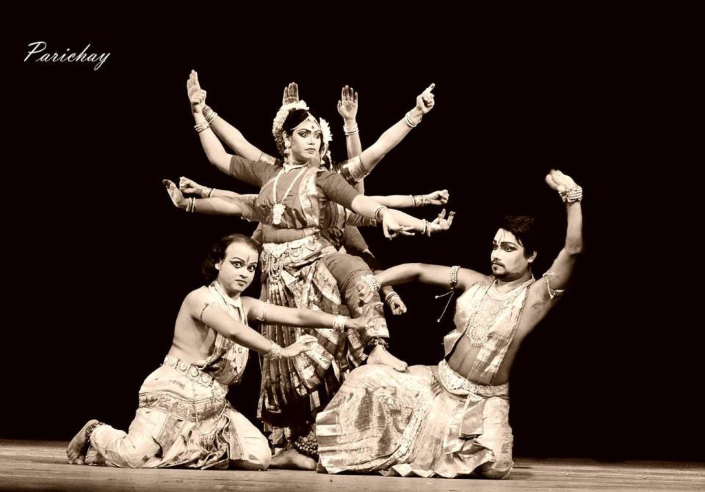 Gaudiya Nritya on stage live performance of maa durga mohisasurmardini