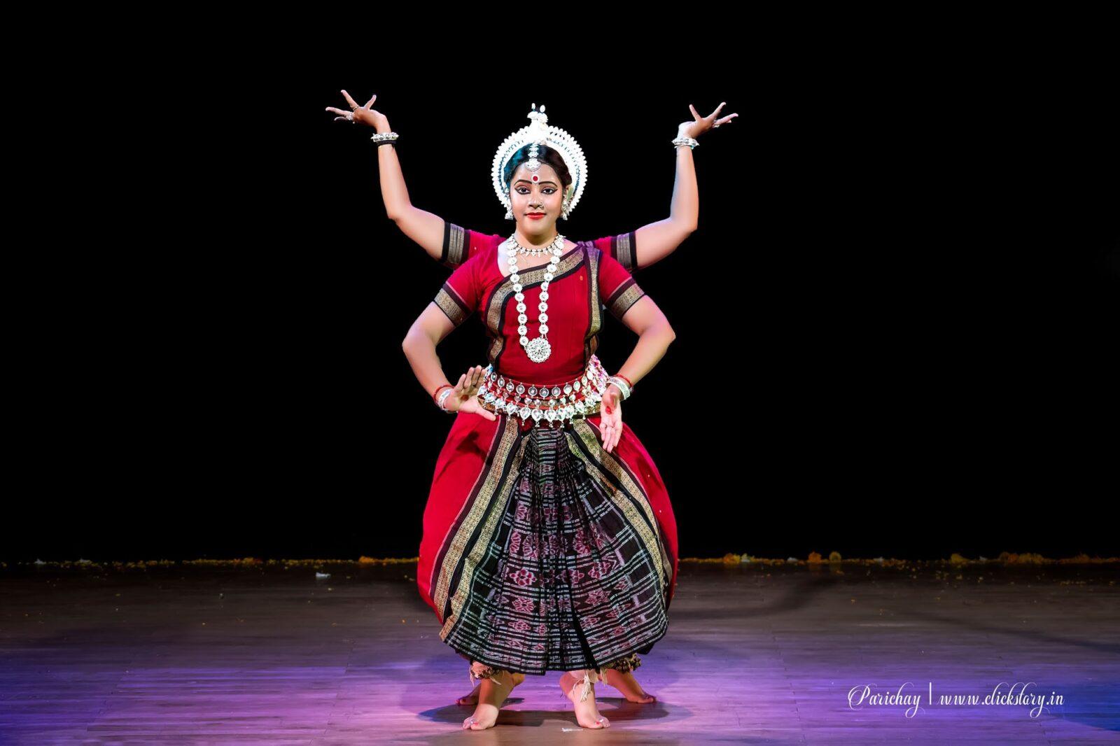 Ballet to Bharatanatyam: The Journey of a French Woman Who Fell in Love  with India