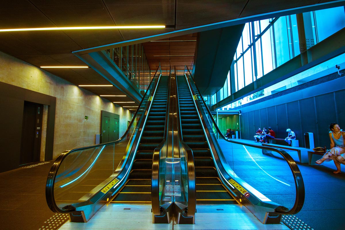 escalator