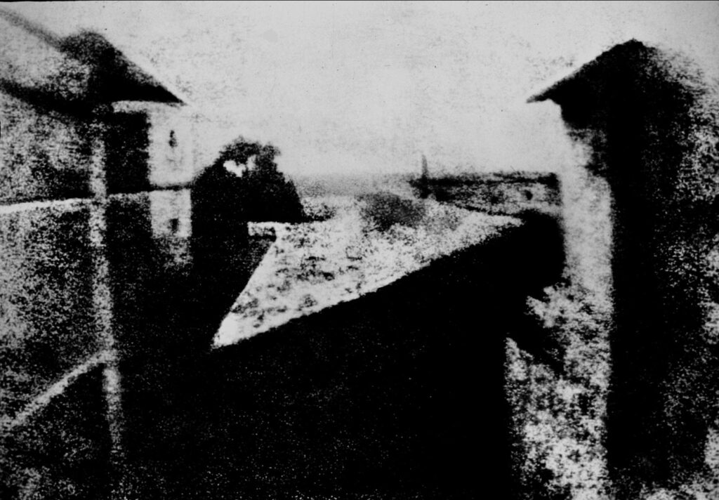first photograph by joesph nicephore niepce