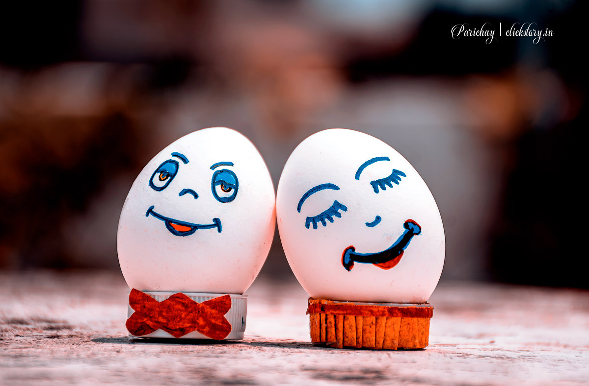 eggs happy couple