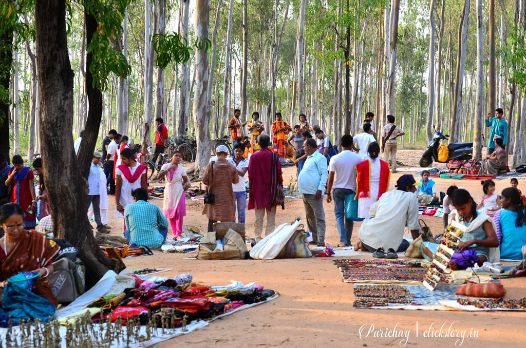 santinekatan mela