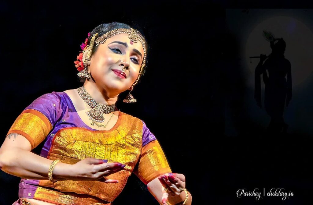 event photography camera settings - onstage dancer arpita sen