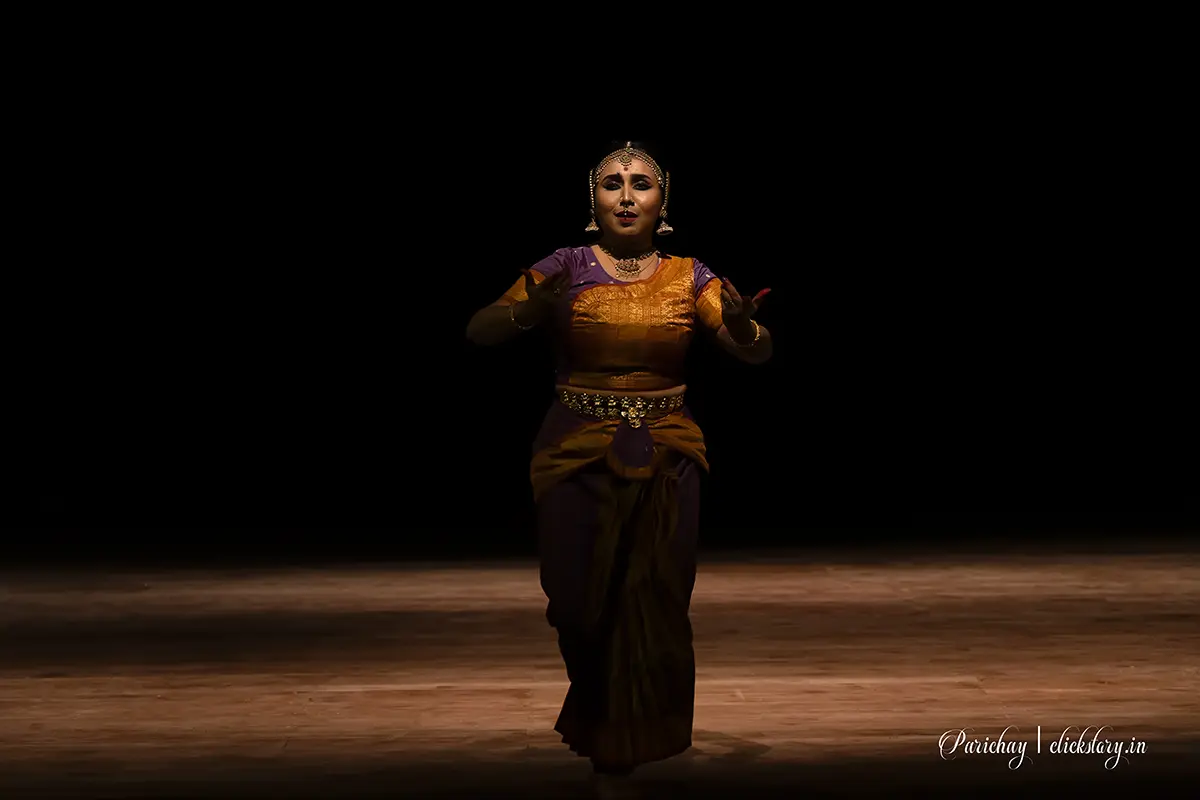 harsh sunlight photography similar on stage dance image with a top light